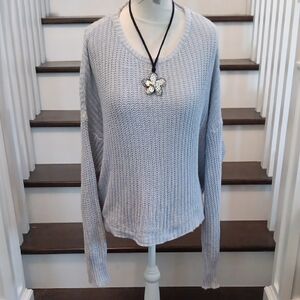 Brandy Melville Gray Waffle Weave Sweater 🍎